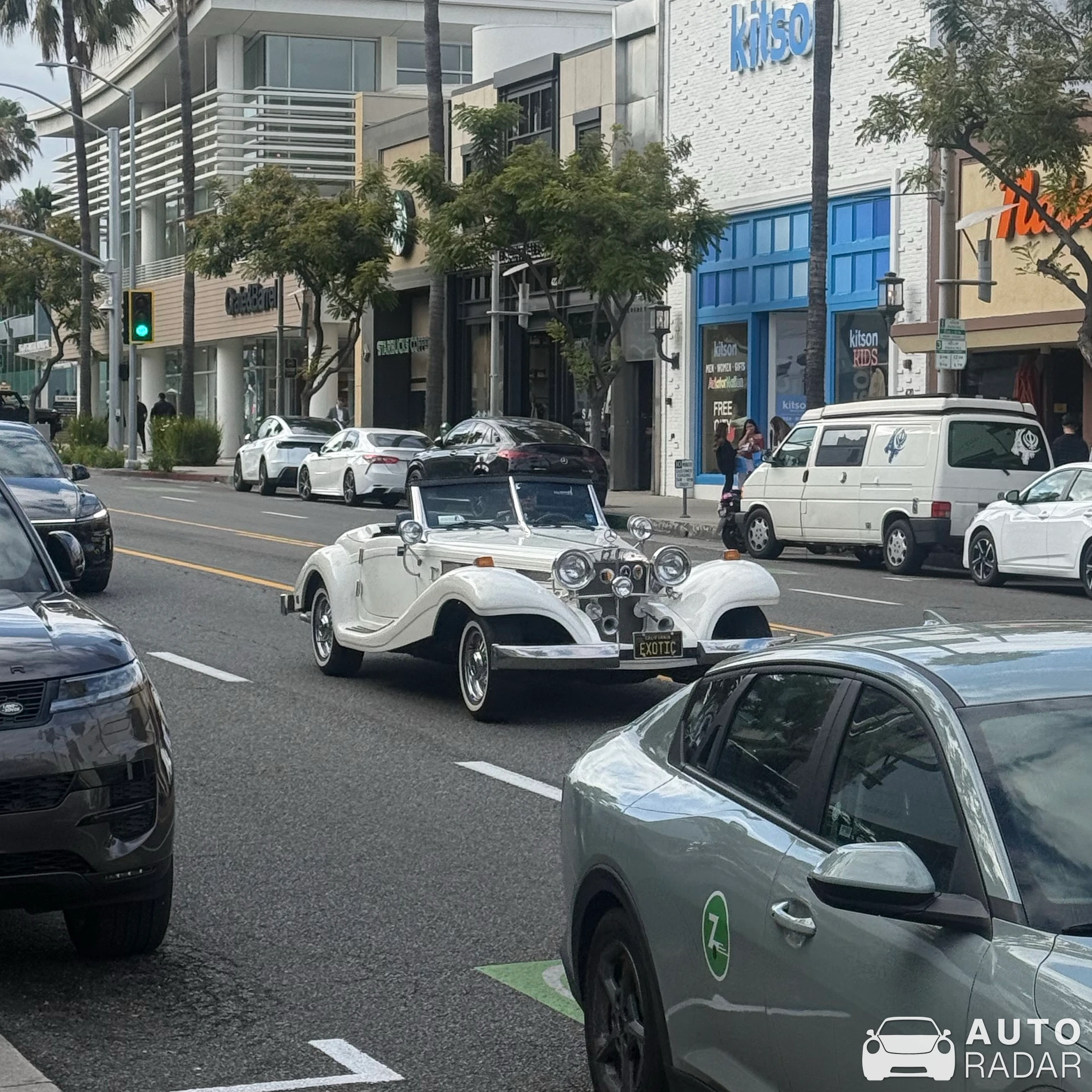 Mercedes-Benz 500K spotted in Beverly Hills
