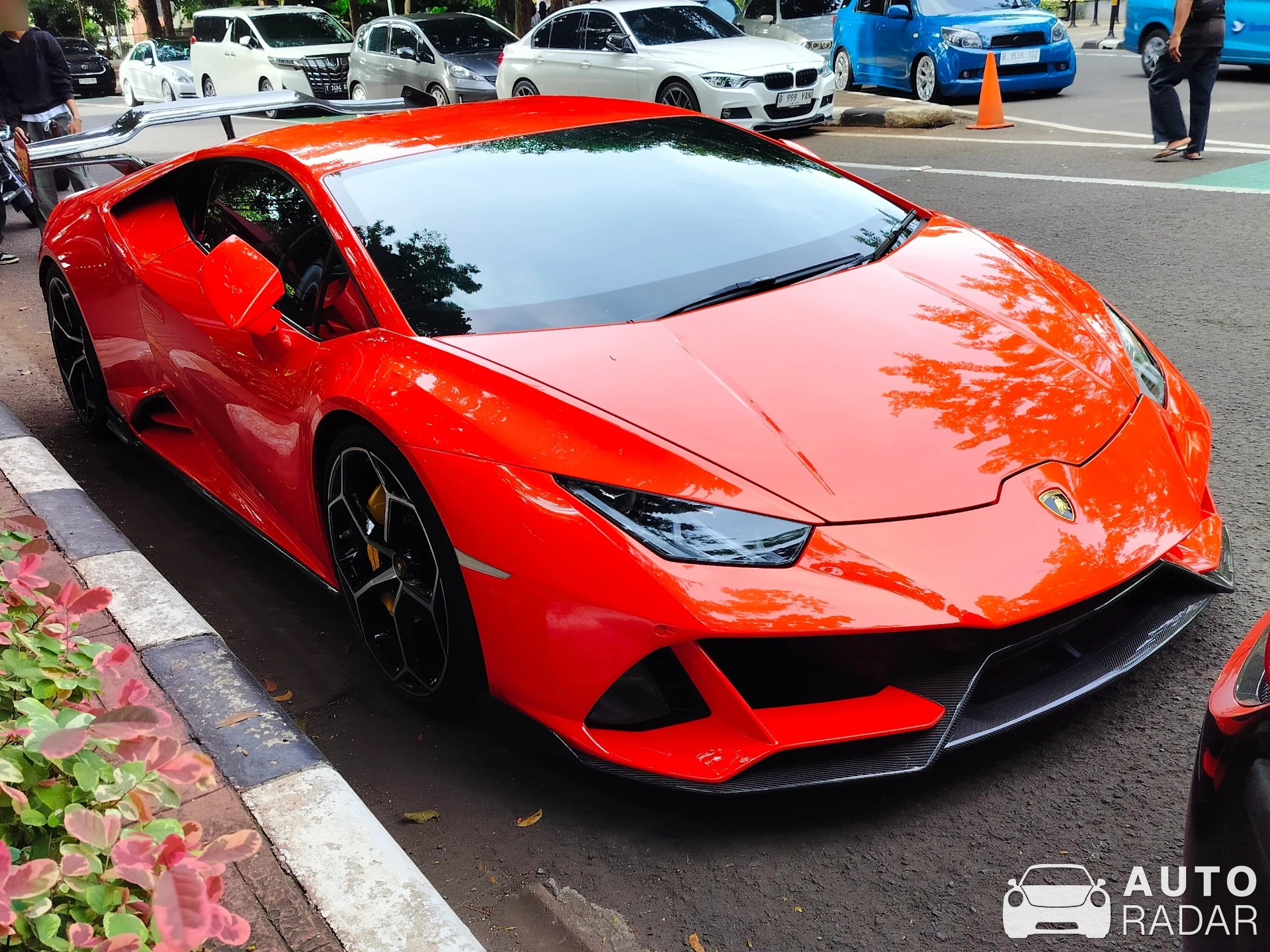 Lamborghini Huracán LP640-4 EVO spotted in Kota Jakarta Selatan, Indonesia