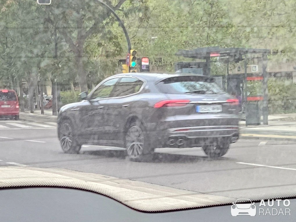 Maserati Grecale GT spotted in Zaragoza, Spain