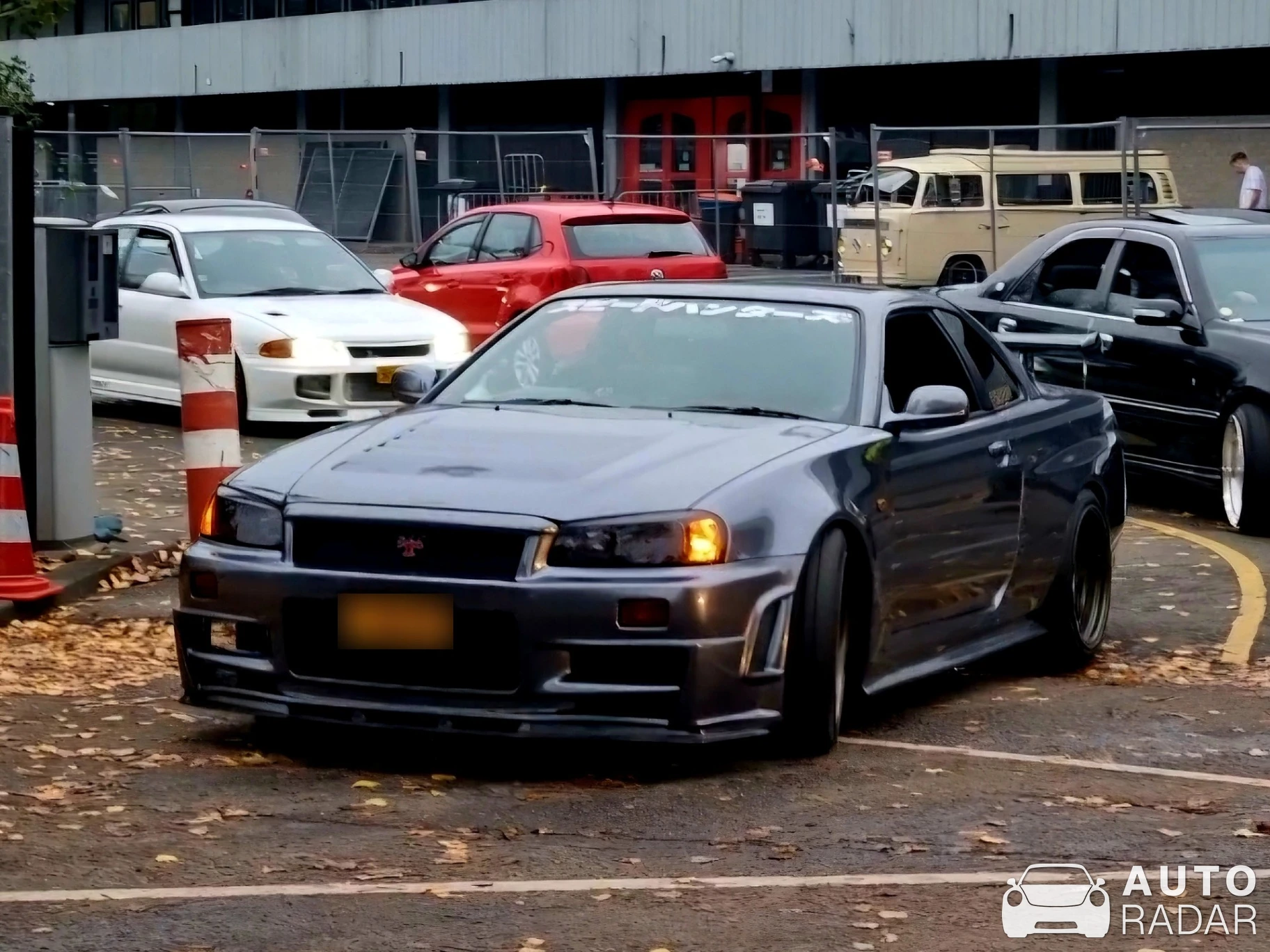 Nissan Skyline R34 GT-R V-Spec spotted in Rotterdam, Netherlands