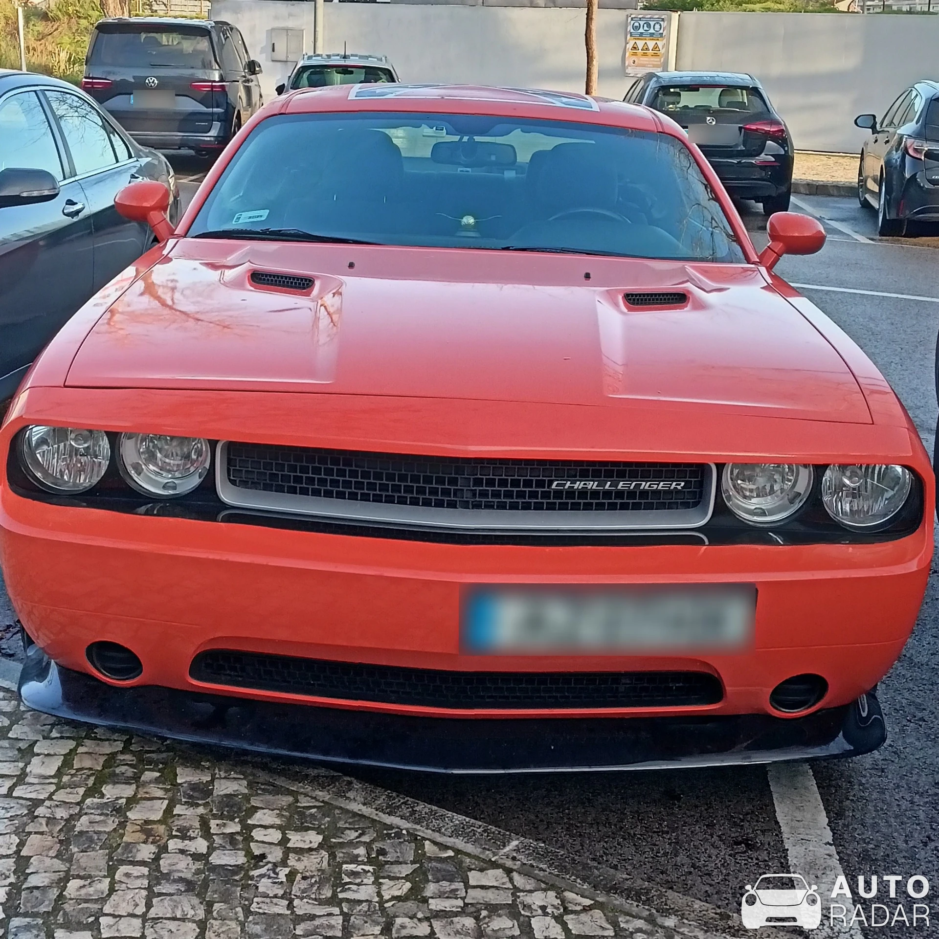Dodge Challenger R/T spotted in Lisboa, Portugal