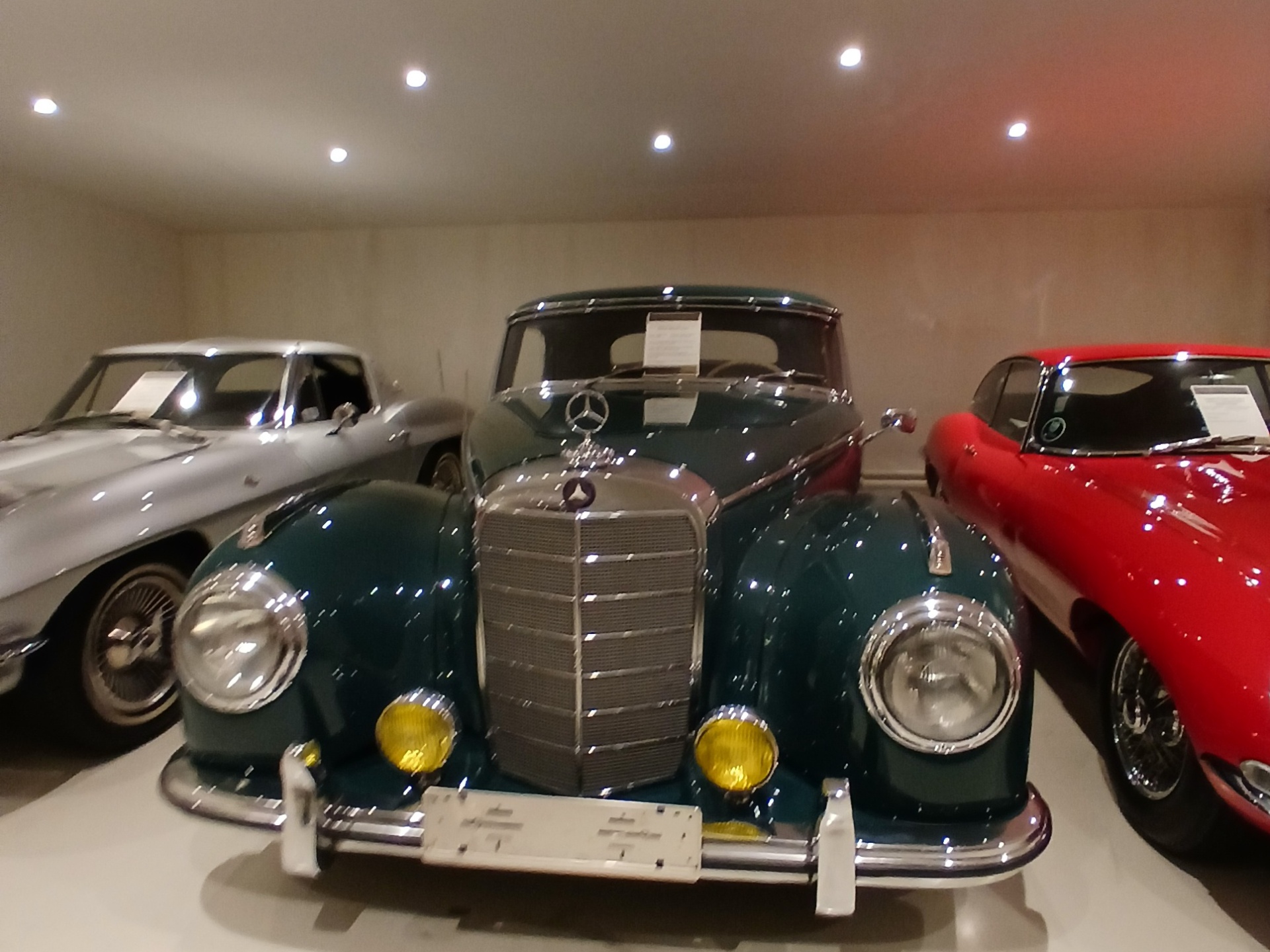 Mercedes-Benz 300S Coupe