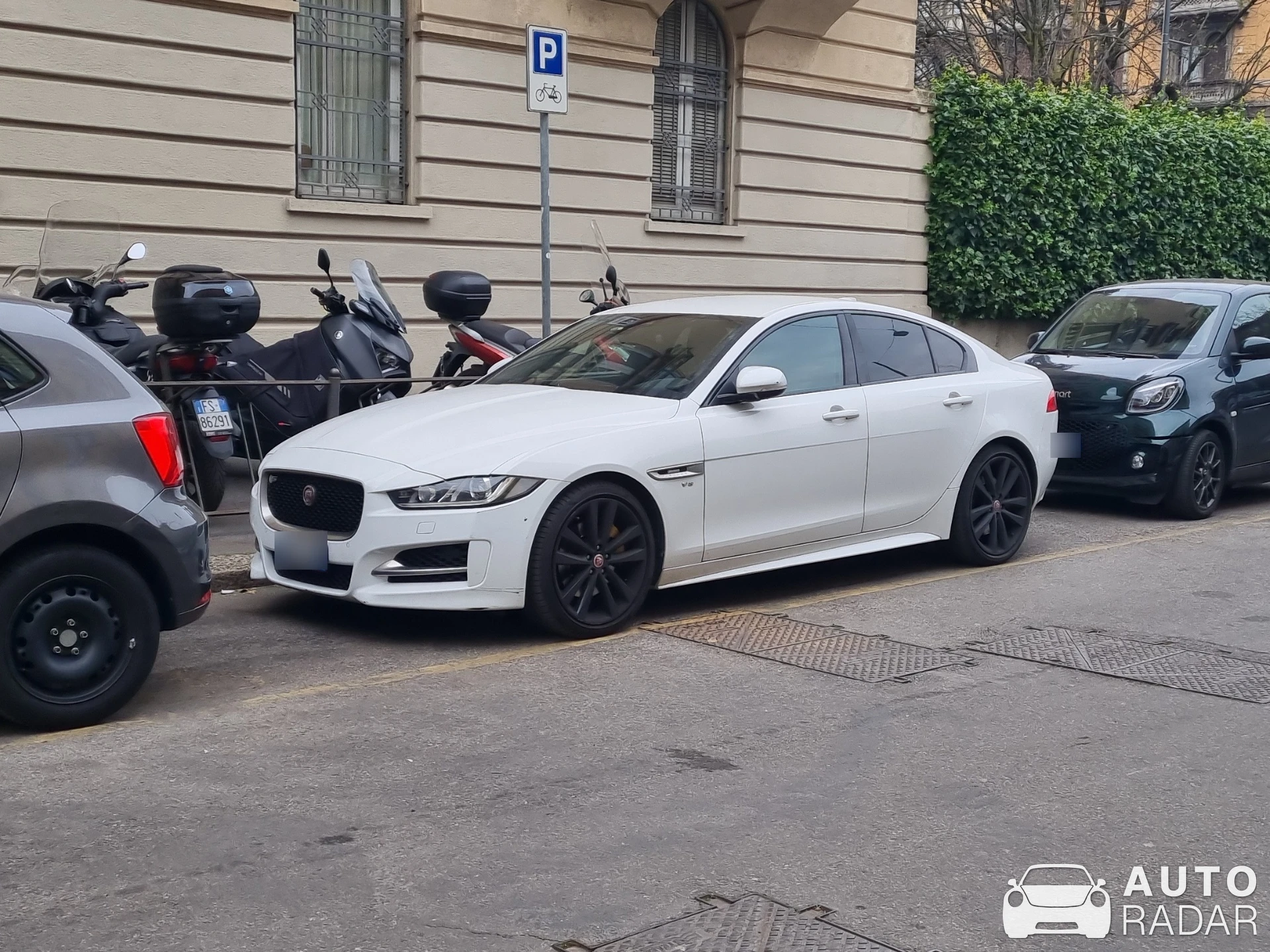 Jaguar XE S spotted in Milano