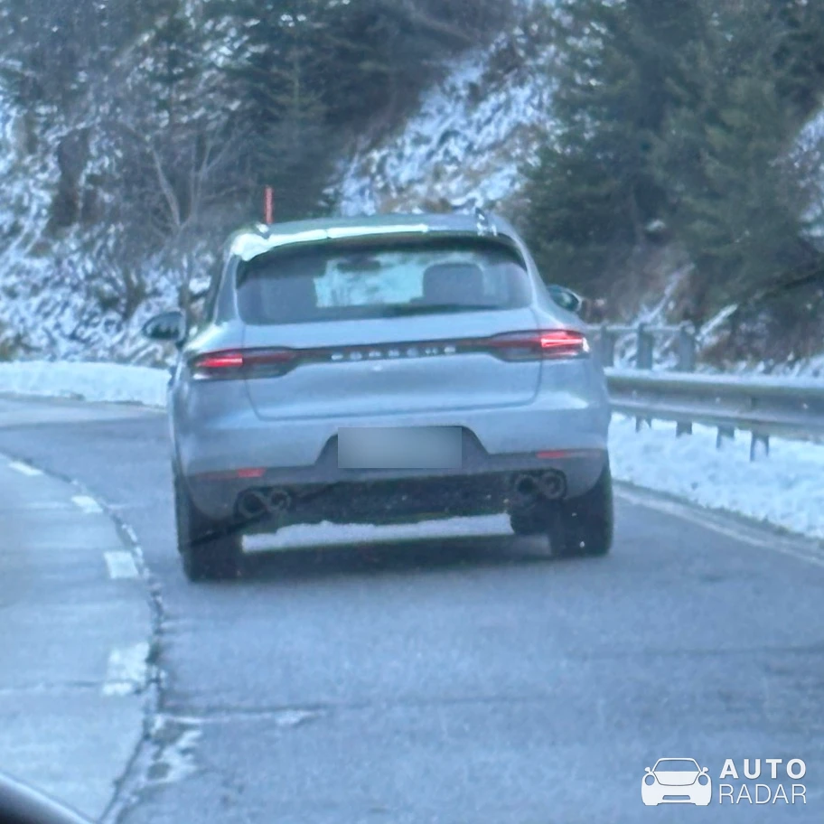 Porsche Macan S spotted in Blenio, Switzerland