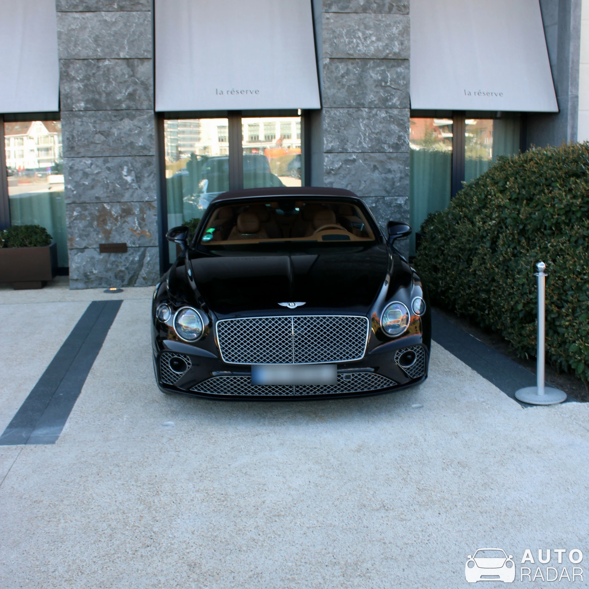 Bentley Continental GTC 2019 First Edition spotted in Knokke-Heist