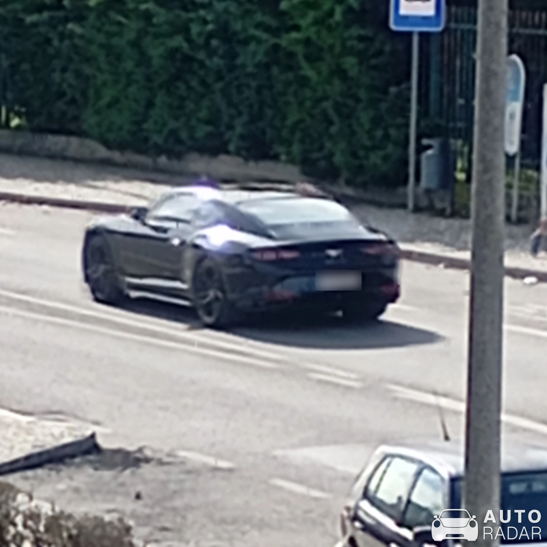 Bentley Continental GT spotted in Leiria, Portugal