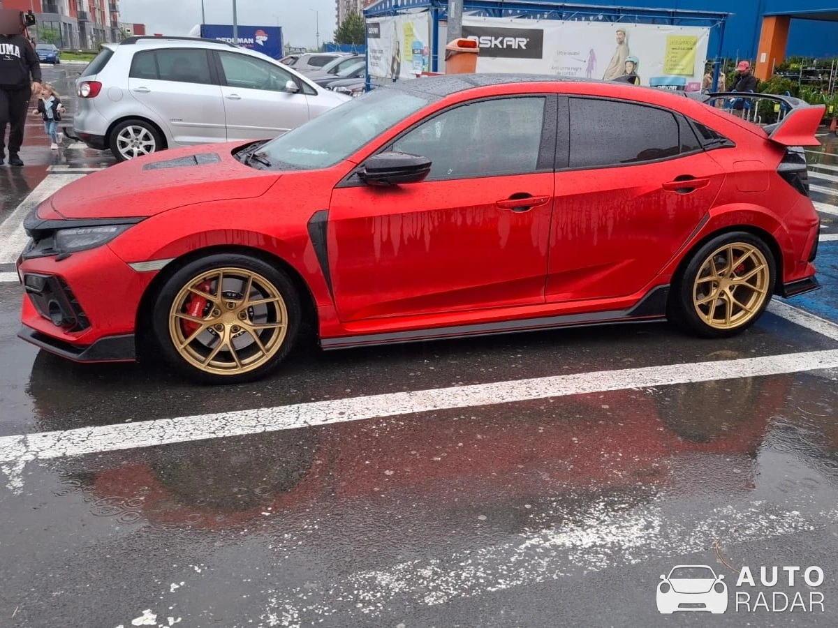 Honda Civic Type-R 2020 spotted in Sibiu