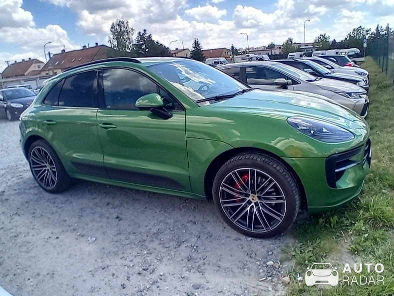 Porsche Macan S spotted in Třebíč, Česko