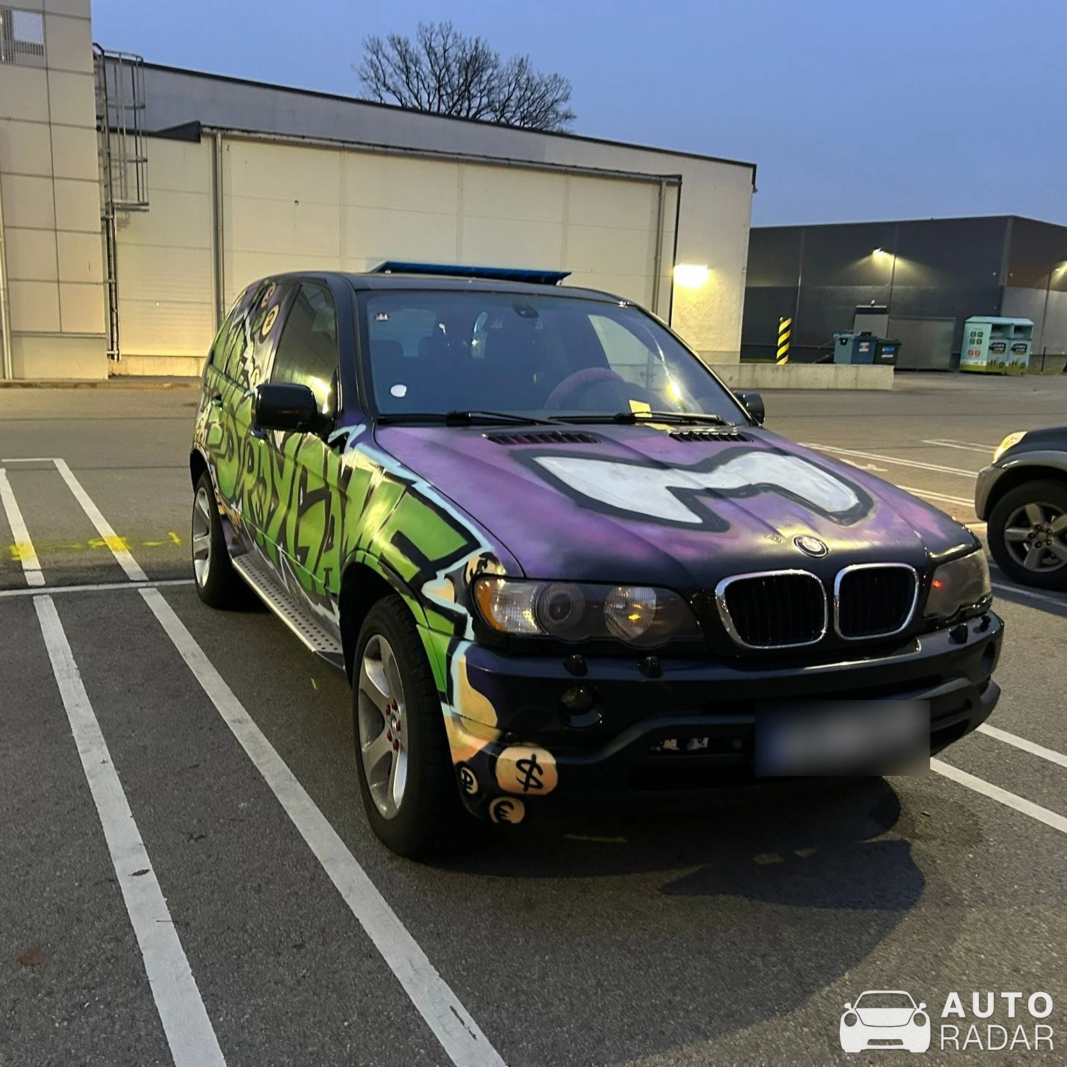 BMW X5 E53 spotted in Riga