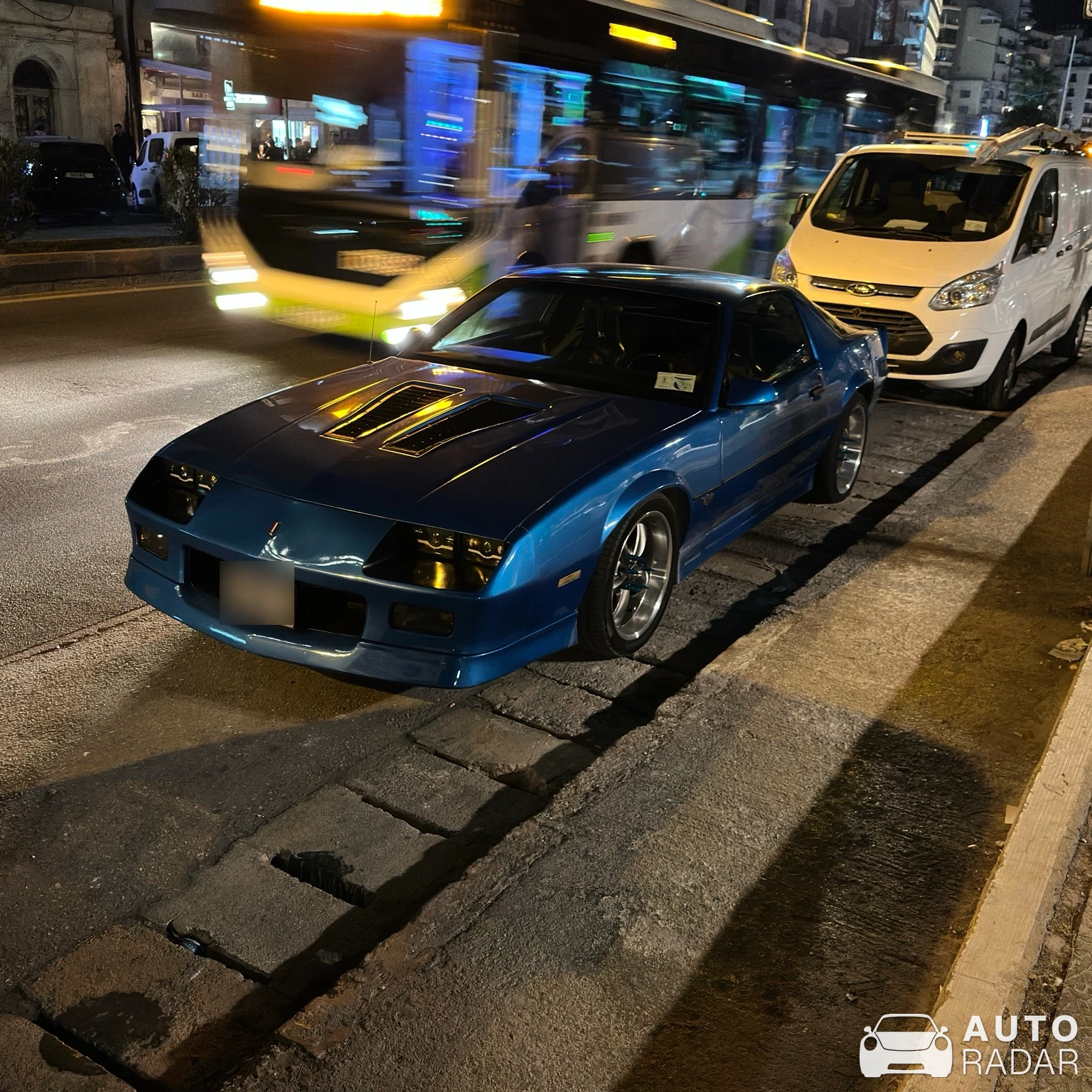 Chevrolet Camaro IROC-Z spotted in Valletta