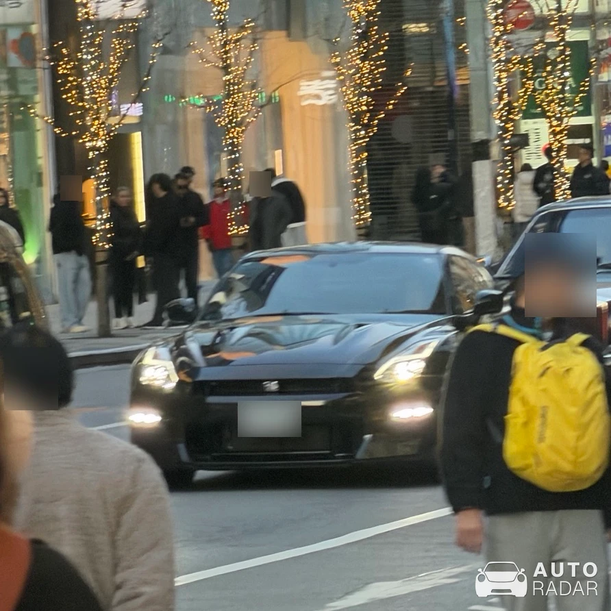 Nissan GT-R R35 spotted in Chuo City, Japan