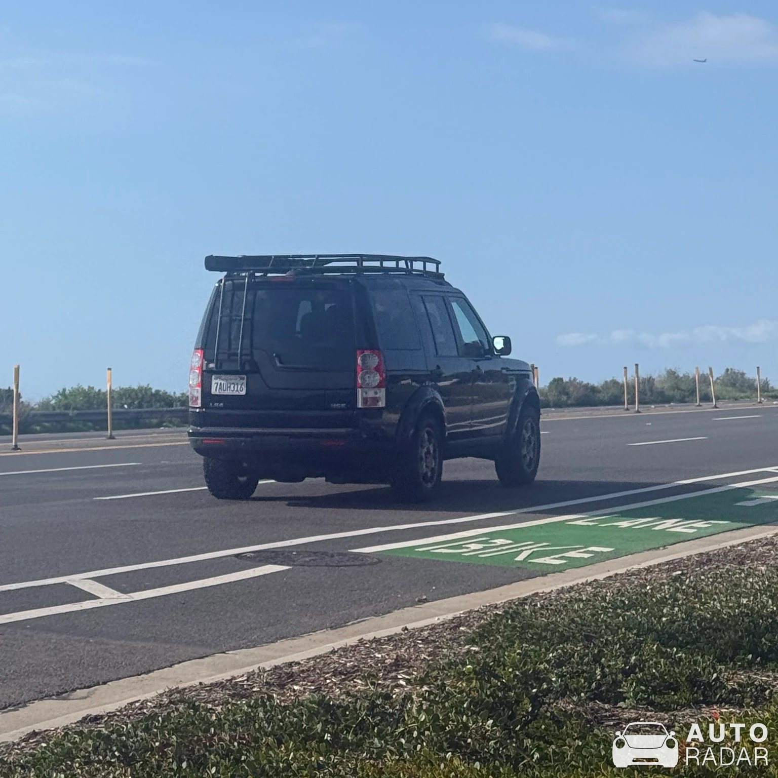 Land Rover Discovery spotted in Newport Beach