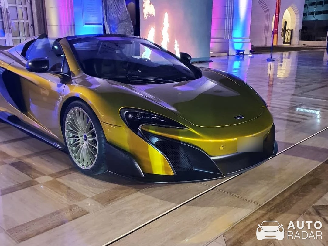 McLaren 675LT Spider spotted in , Oman