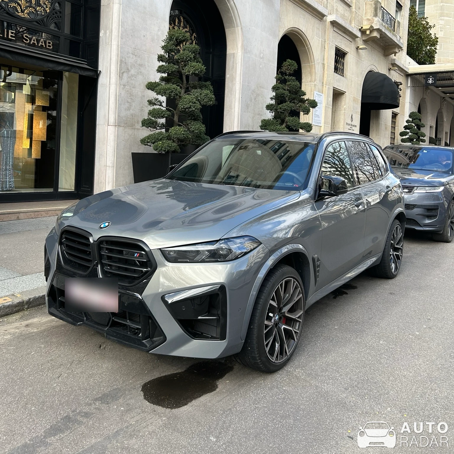 BMW X5 M F95 Competition 2024 spotted in Paris