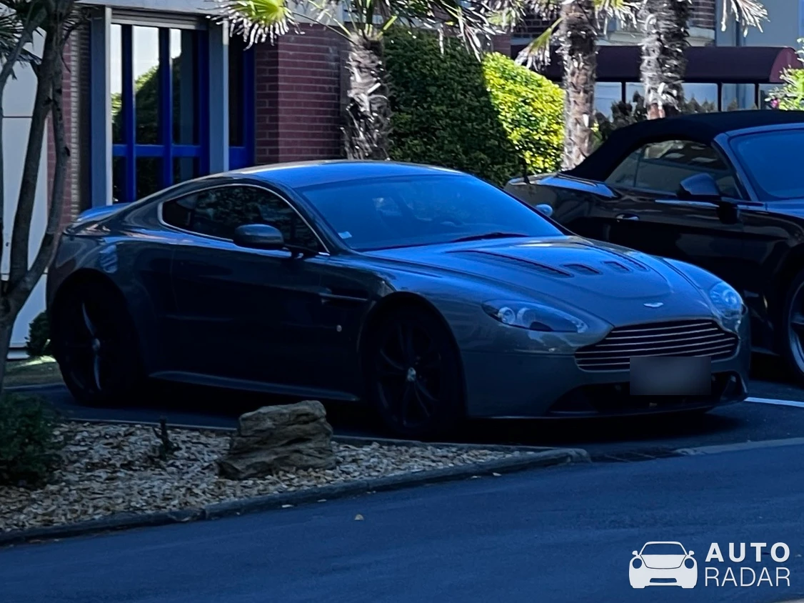 Aston Martin V8 Vantage 2012 spotted in Le Touquet-Paris-Plage