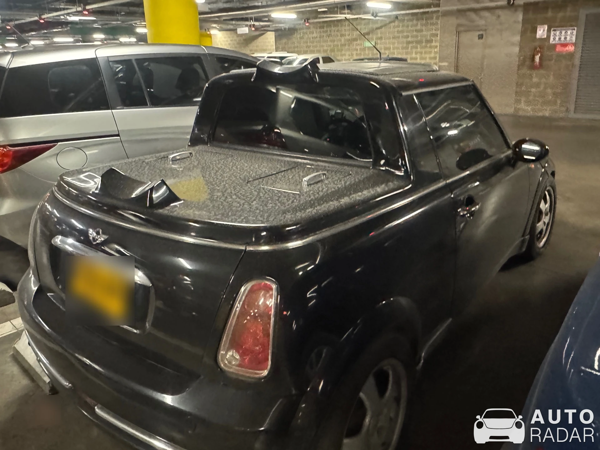 Mini F67 Cooper Convertible spotted in Chía, Colombia