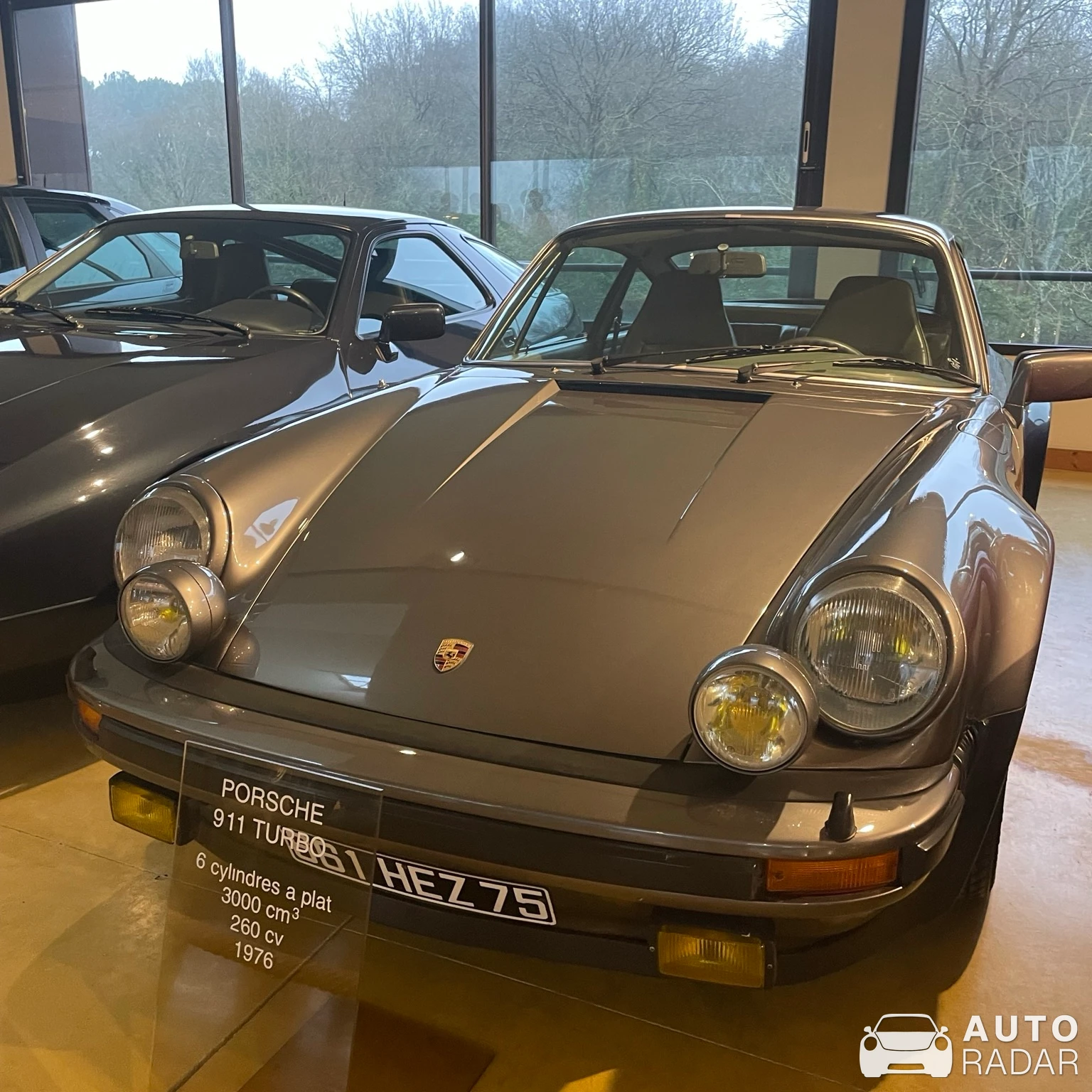 Porsche 930 Turbo 3.0 spotted in Lohéac