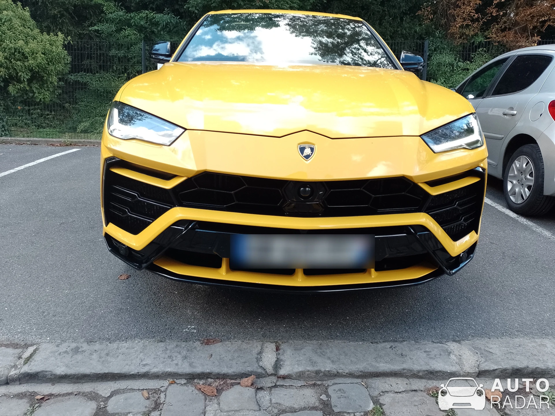 Lamborghini Urus spotted in Méry-sur-Oise, France