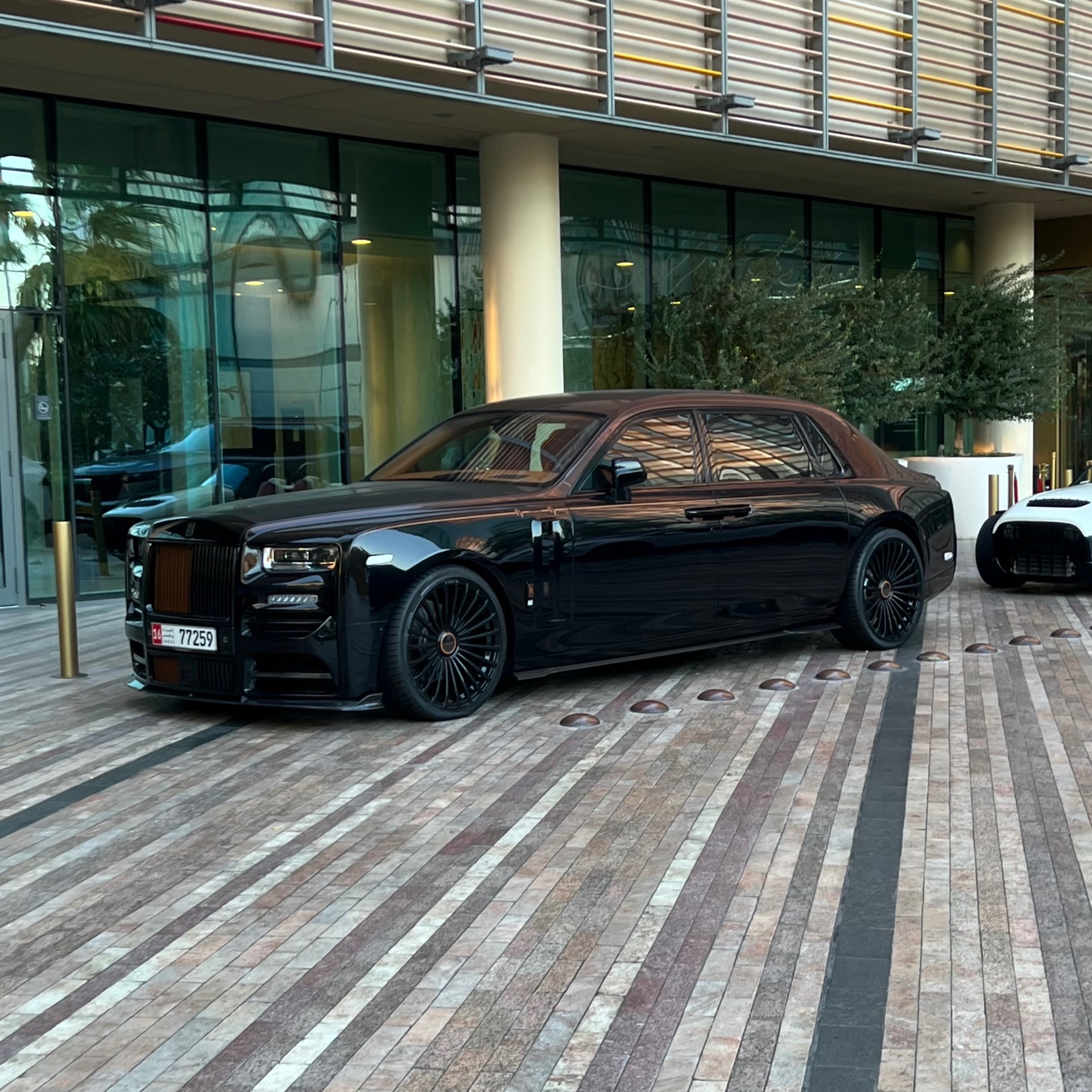 Rolls-Royce Phantom VIII Mansory Pulse Edition