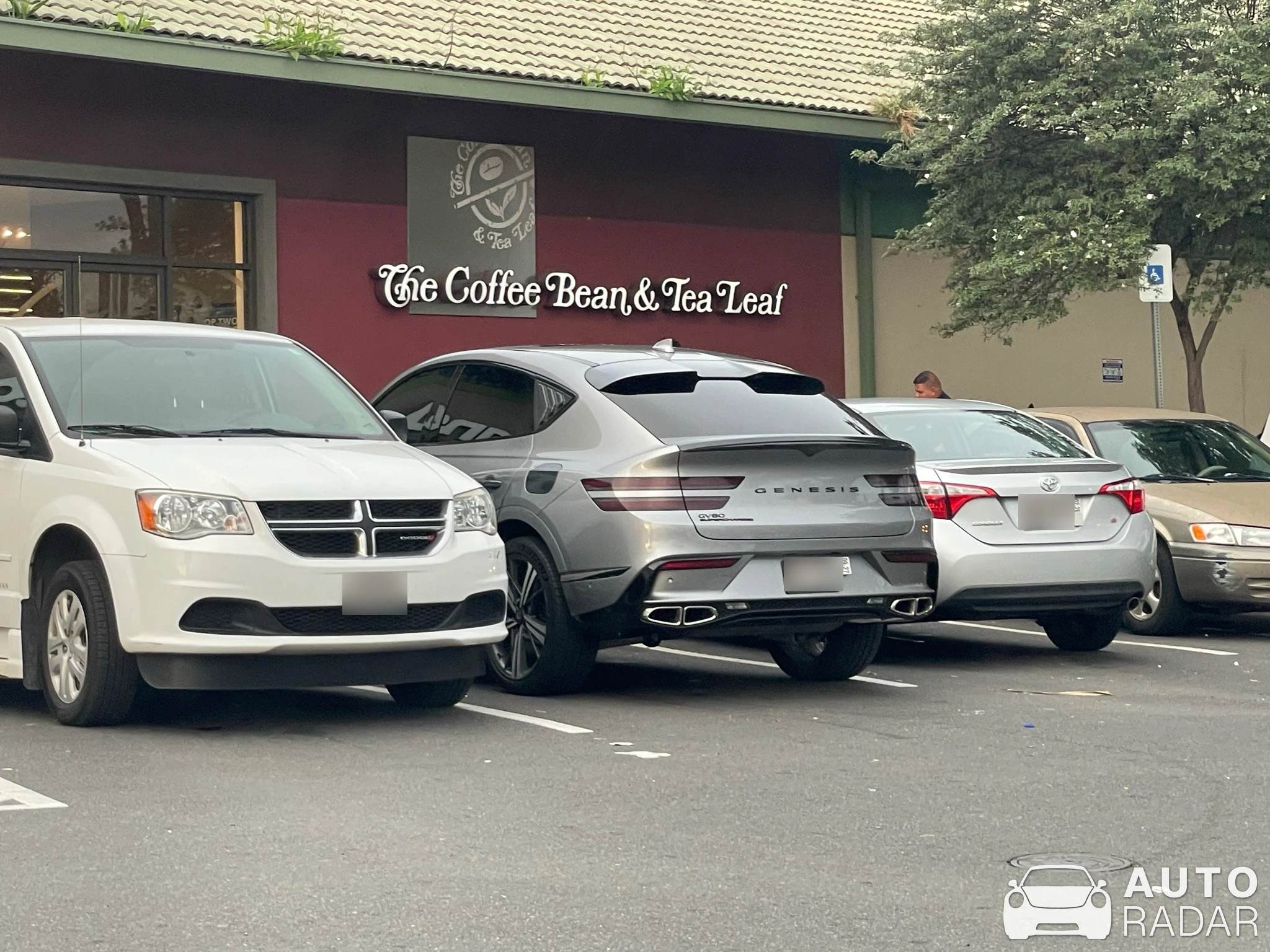 Genesis GV80 spotted in Kapolei