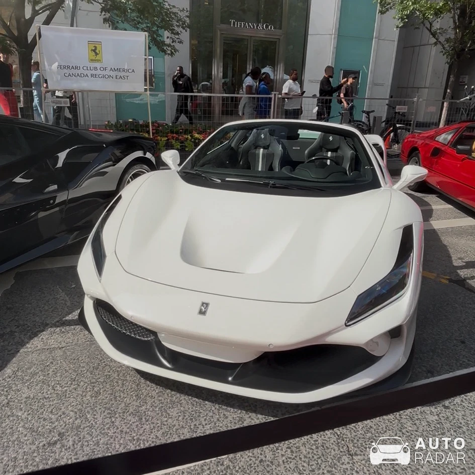 Ferrari F8 Spider spotted in Destin