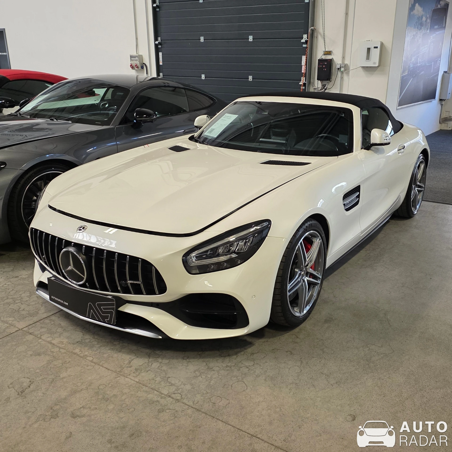 Mercedes-AMG GT S Roadster R190 spotted in Praha