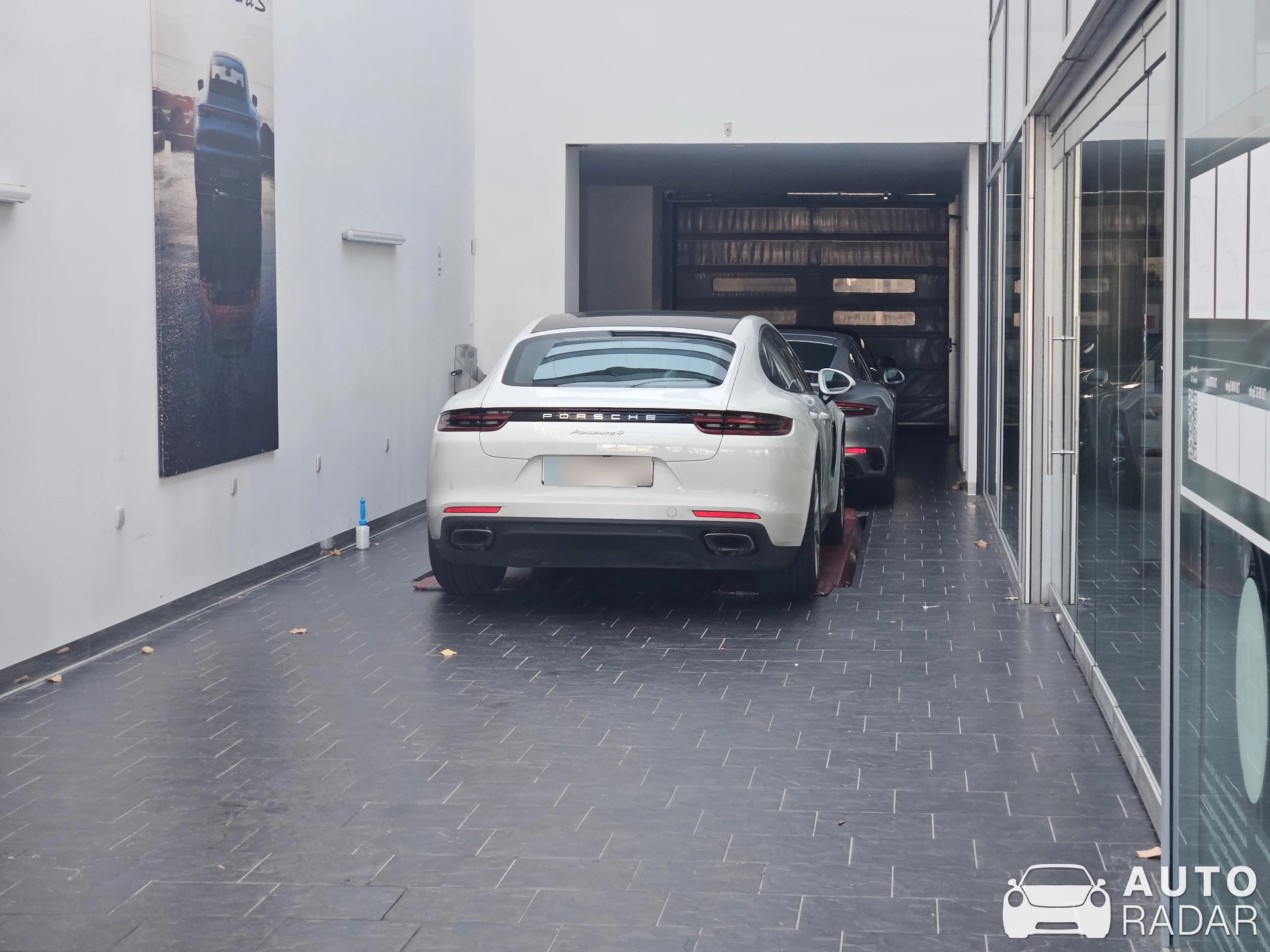 Porsche 971 Panamera 4 spotted in Zaragoza, España