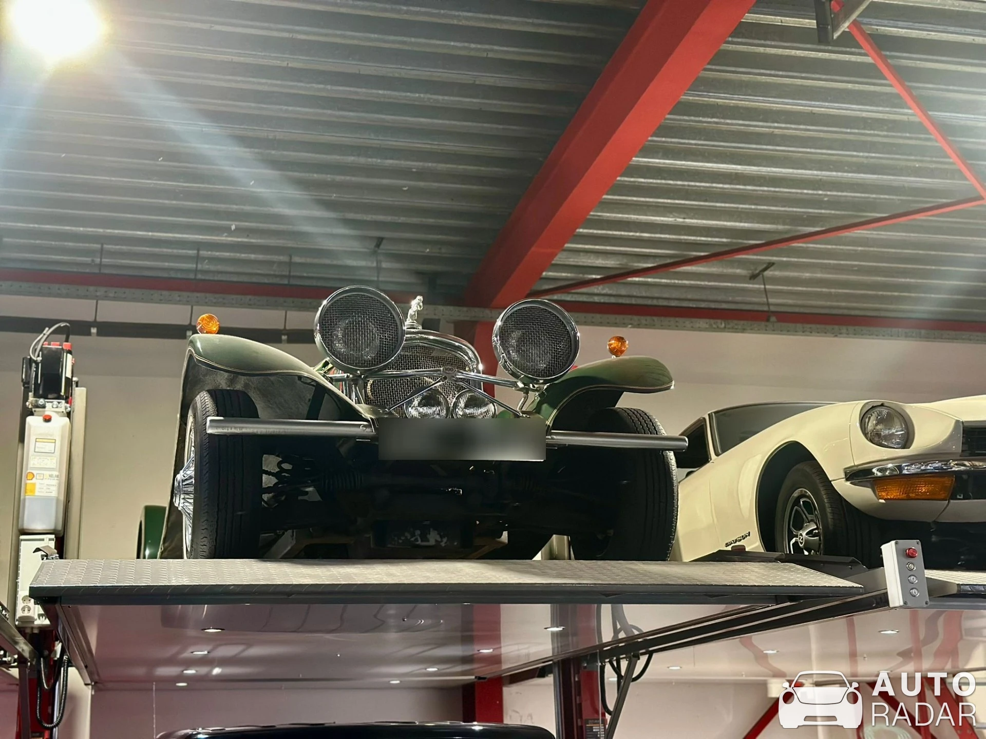 Jaguar SS 100 spotted in Schiedam