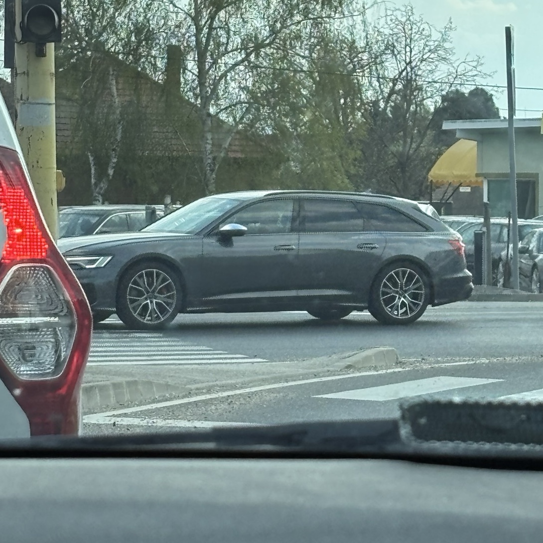 Audi A6 C8