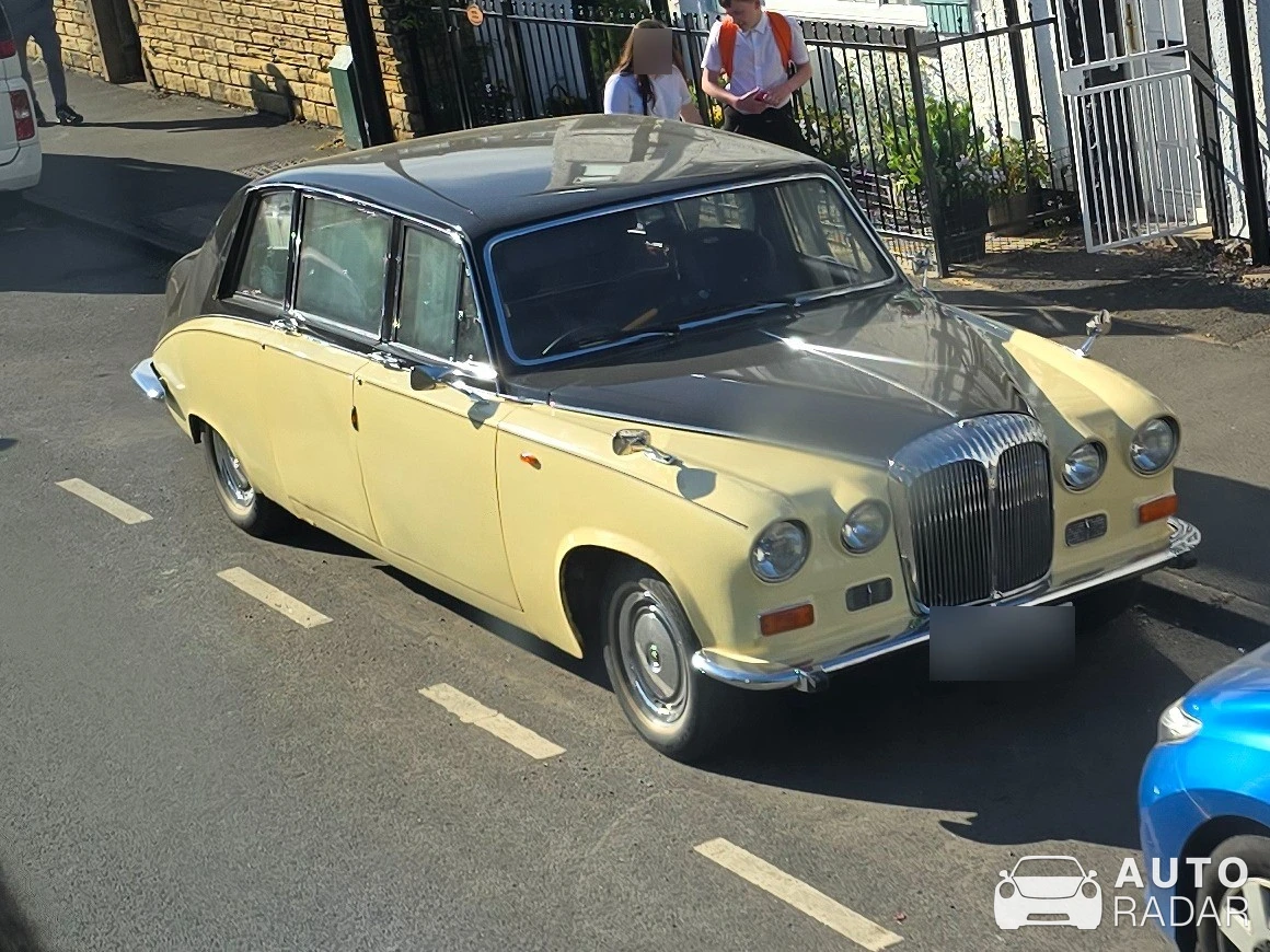 Daimler Sovereign spotted