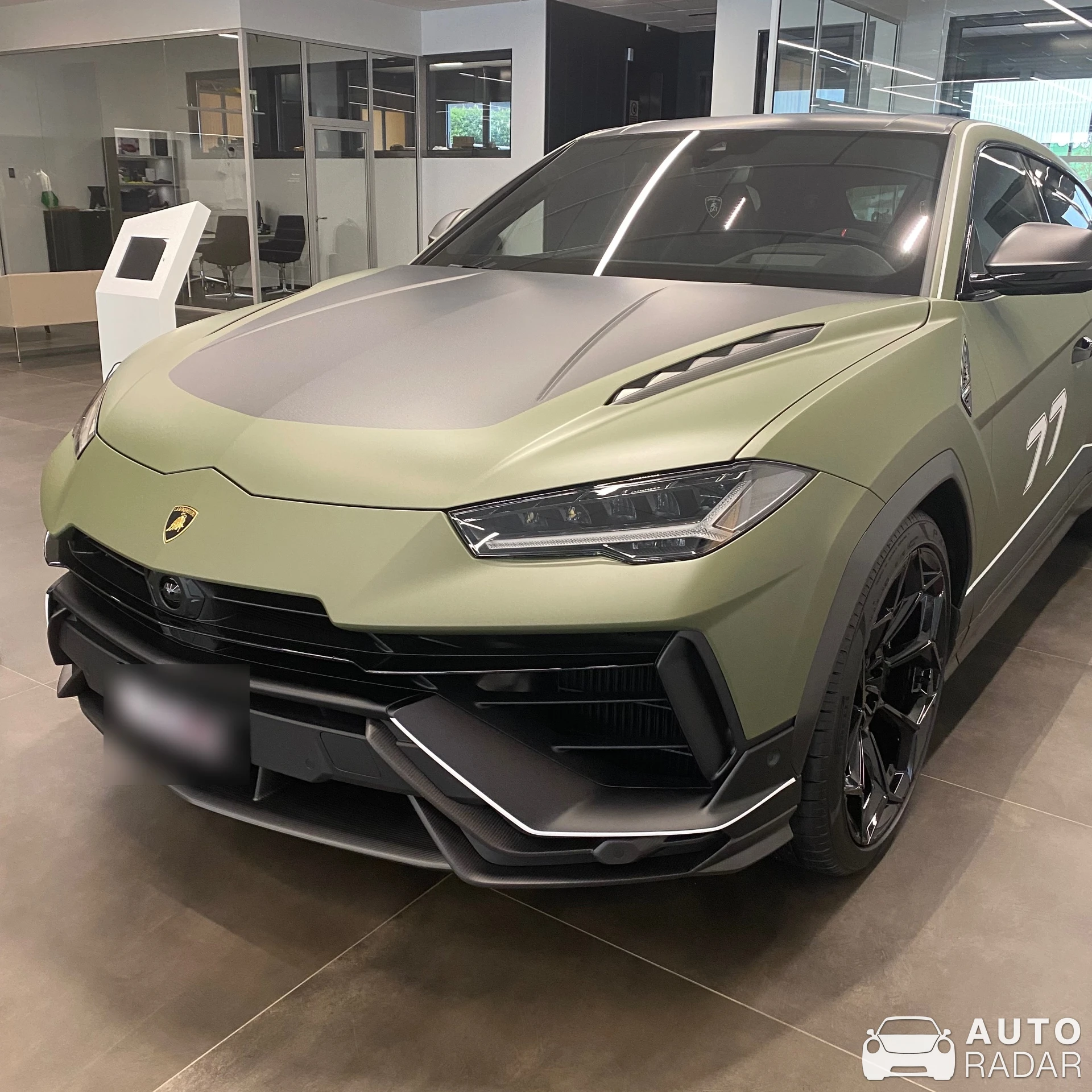 Lamborghini Urus Performante spotted in Plan-les-Ouates, Switzerland