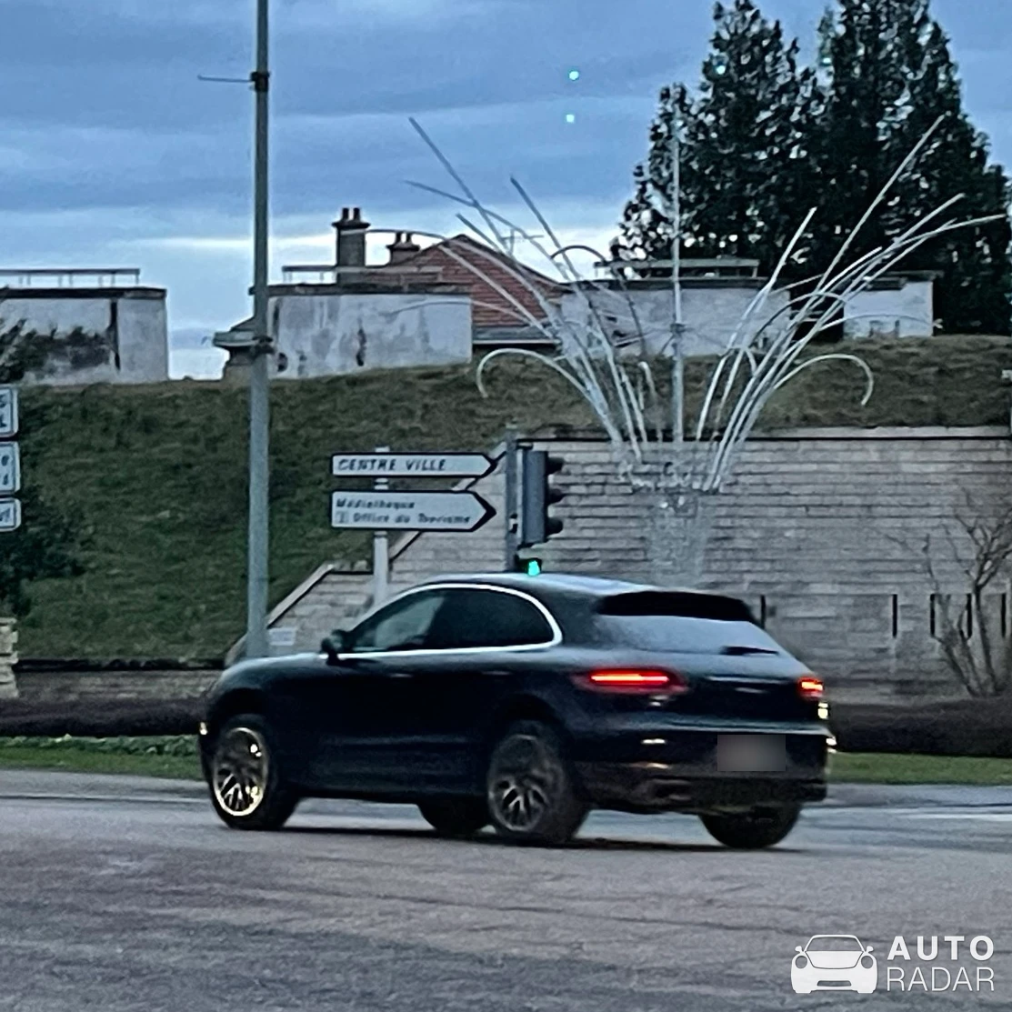 Porsche Macan spotted in Toul, France