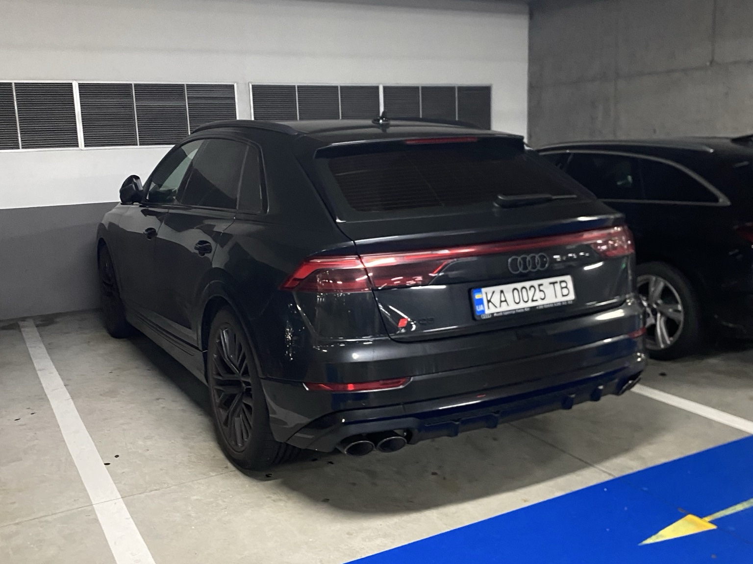 Audi S Q8