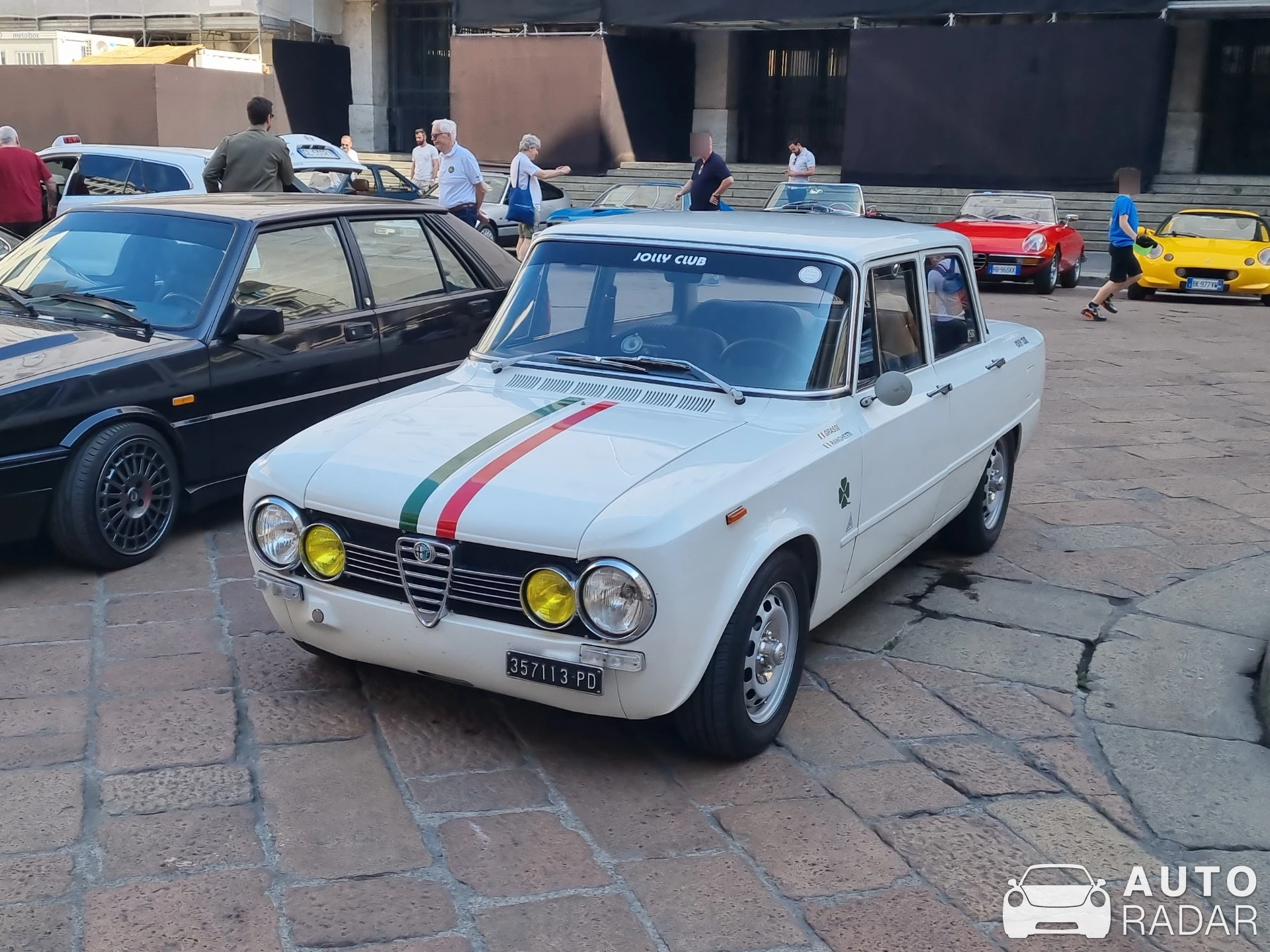Alfa Romeo Giulia Super 1.3 spotted in Milano