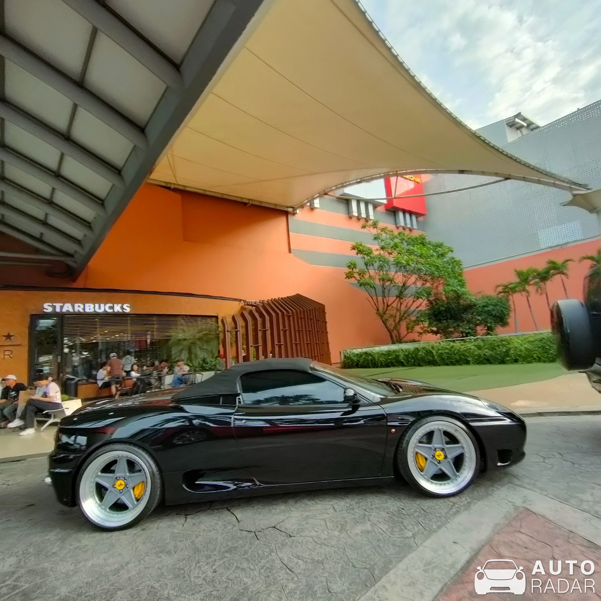 Ferrari 360 Spider spotted in Jakarta Utara, Indonesia
