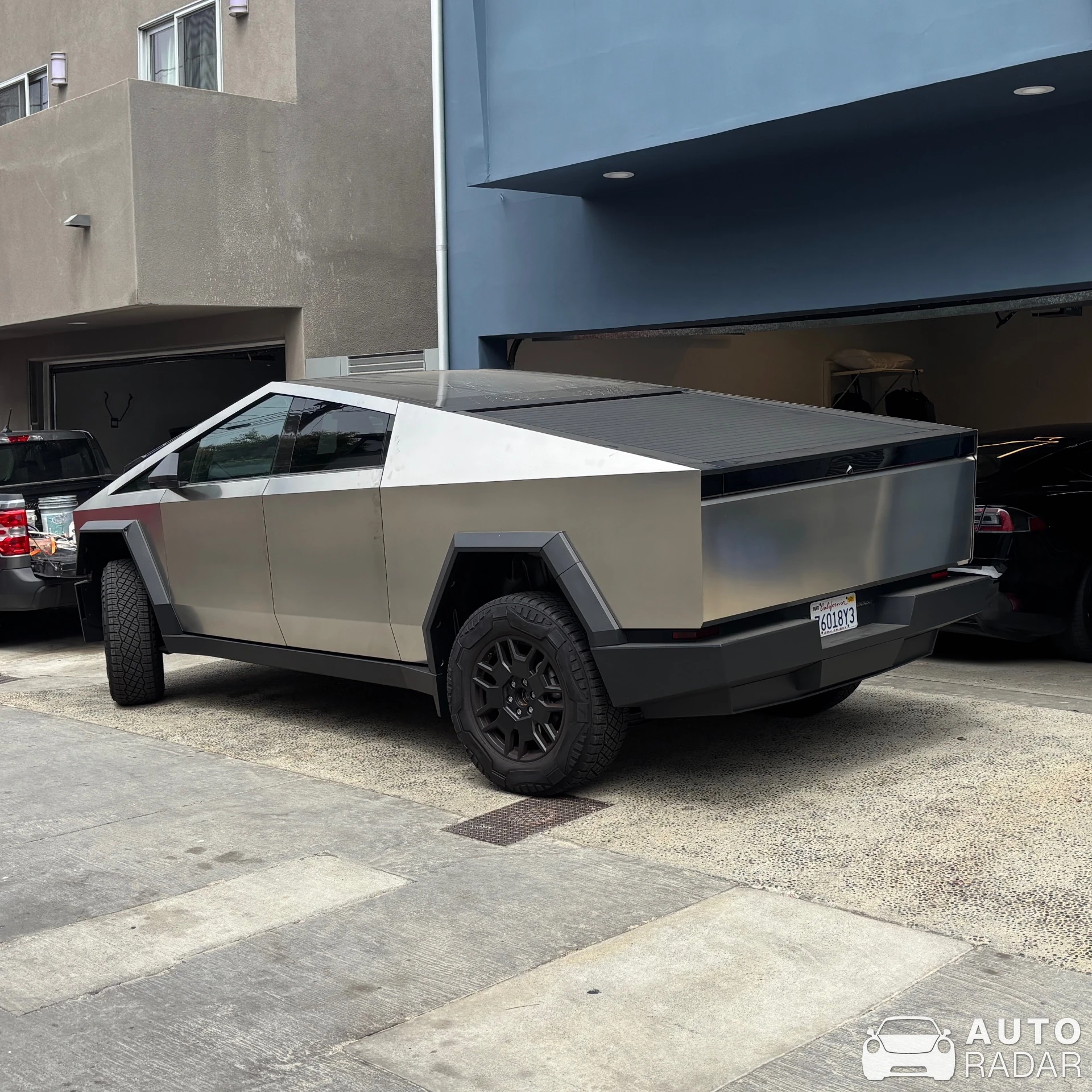 Tesla Cybertruck spotted in Los Angeles, USA