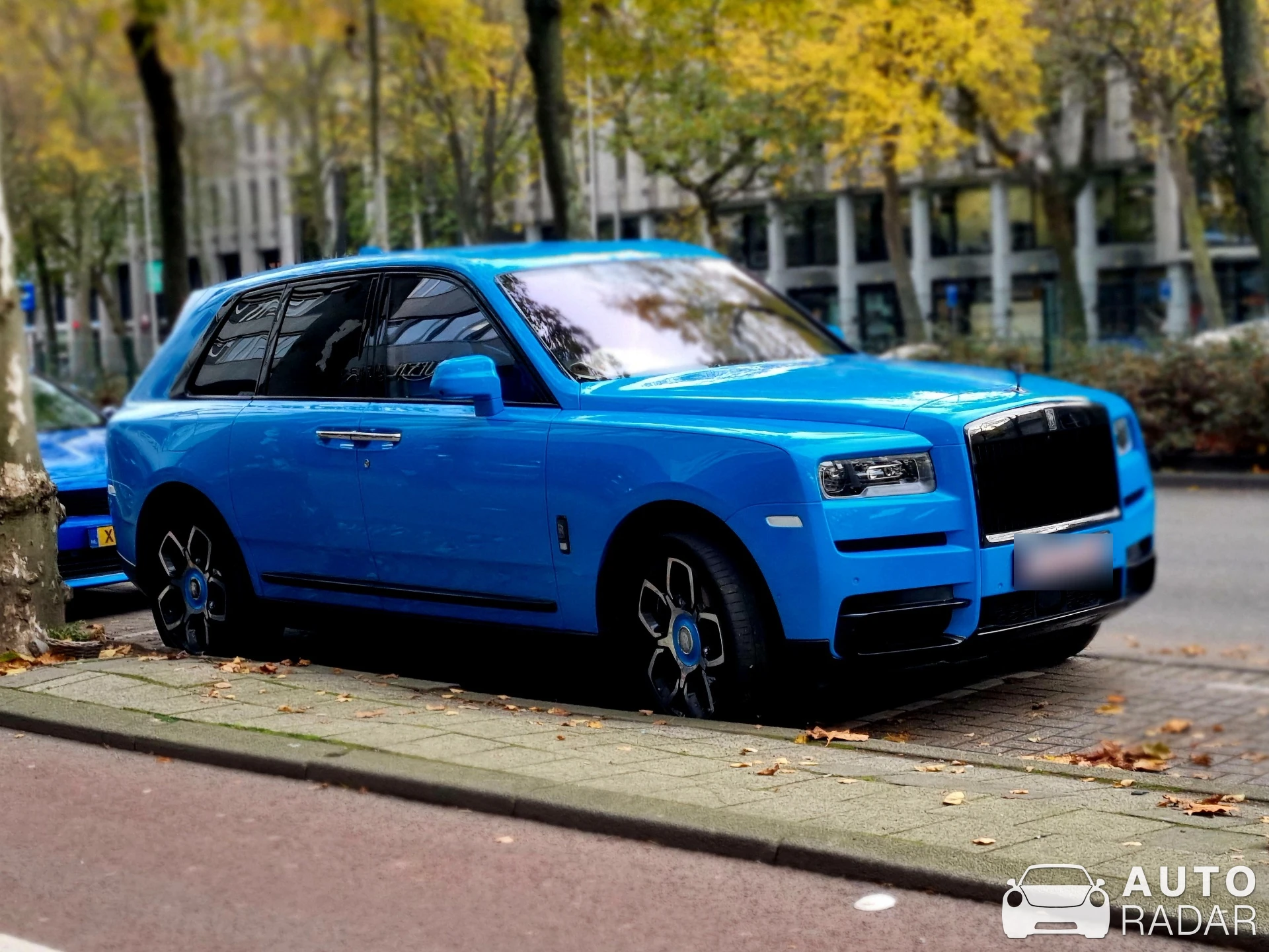 Rolls-Royce Cullinan Black Badge spotted in Rotterdam, Netherlands