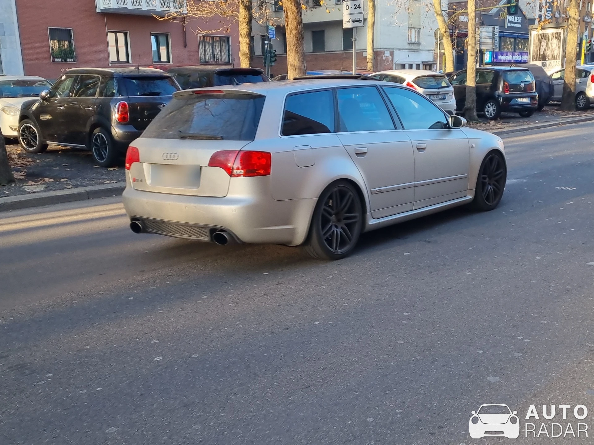Audi RS4 Avant B7 spotted in Milano, Italy
