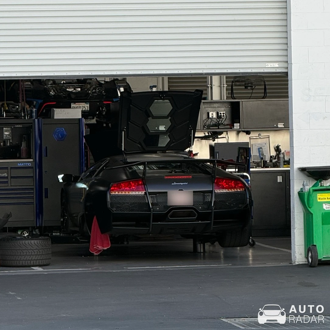 Lamborghini Murciélago LP670-4 SuperVeloce spotted in Irvine, United States