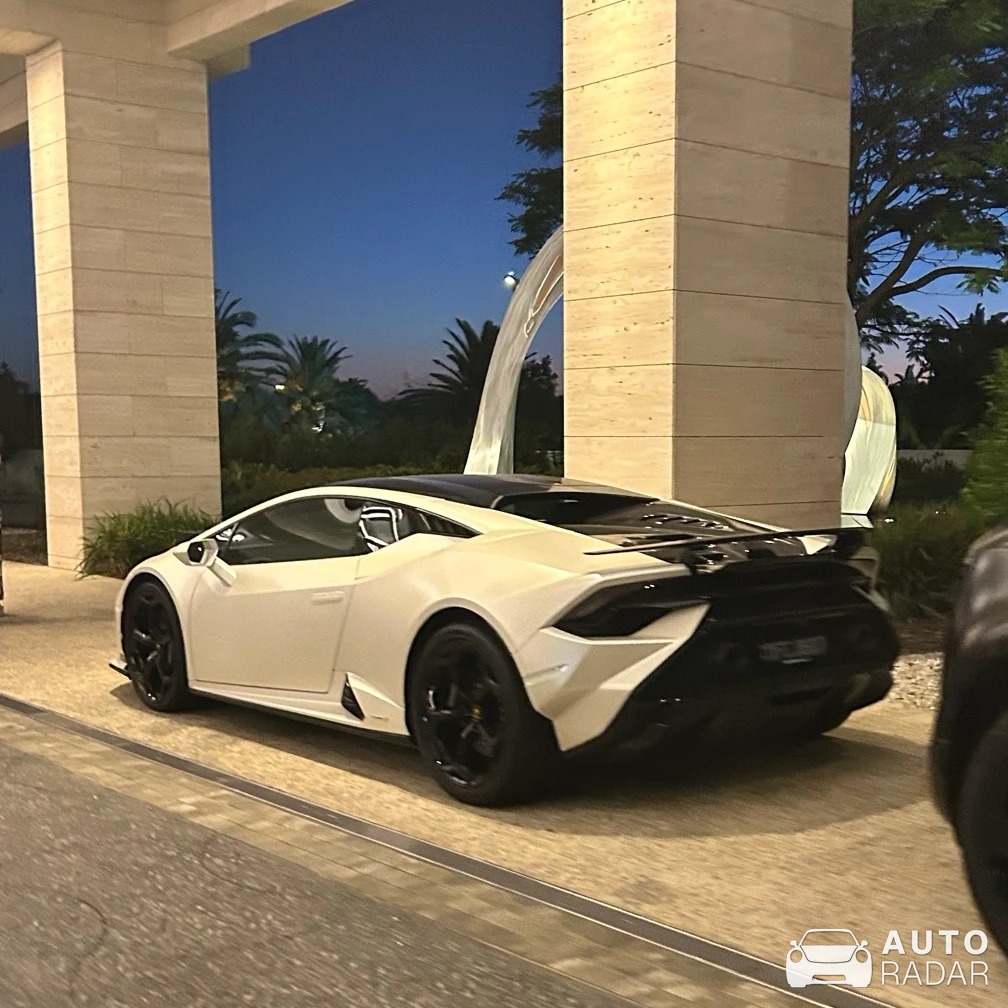 Lamborghini Huracán LP640-2 Tecnica spotted in Burswood, Australia