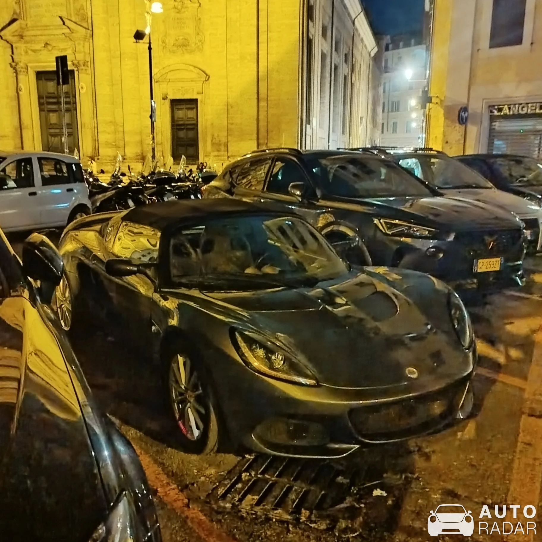 Lotus Elise S3 spotted in Roma, Italy
