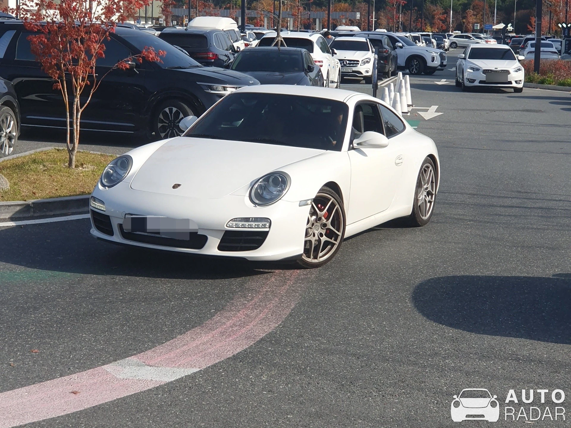Porsche 997 Carrera S spotted in Daejeon, South Korea