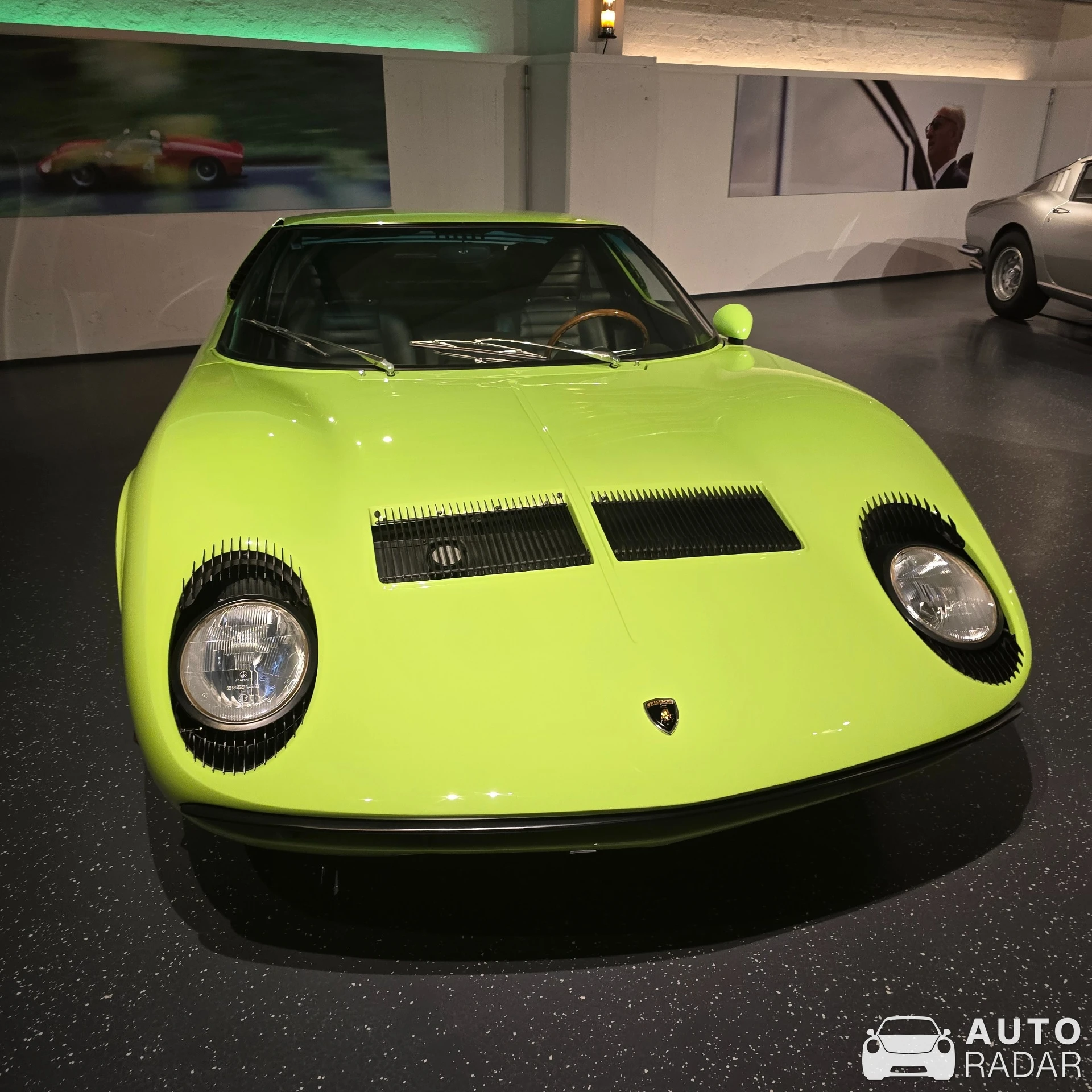 Lamborghini Miura P400 spotted in Hamburg, Germany