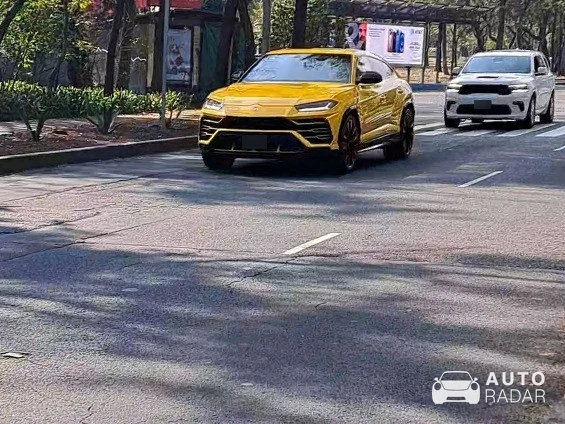 Lamborghini Urus spotted in Ciudad de México, México