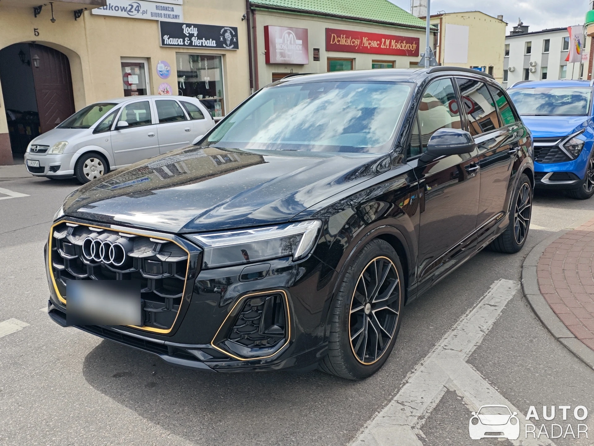 Audi ABT Q7 4M spotted in Łuków