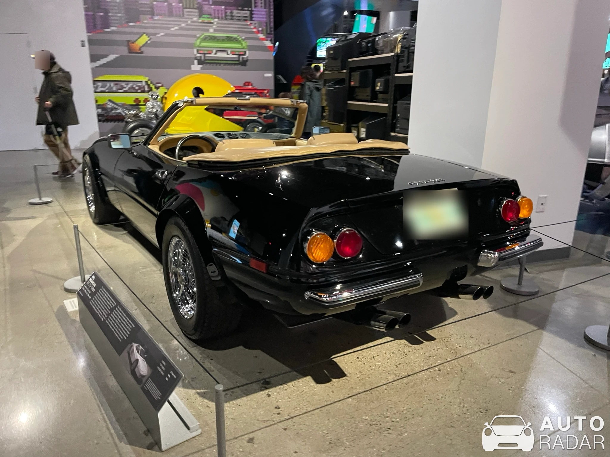 Ferrari 365 GTS/4 Daytona spotted in Los Angeles, United States