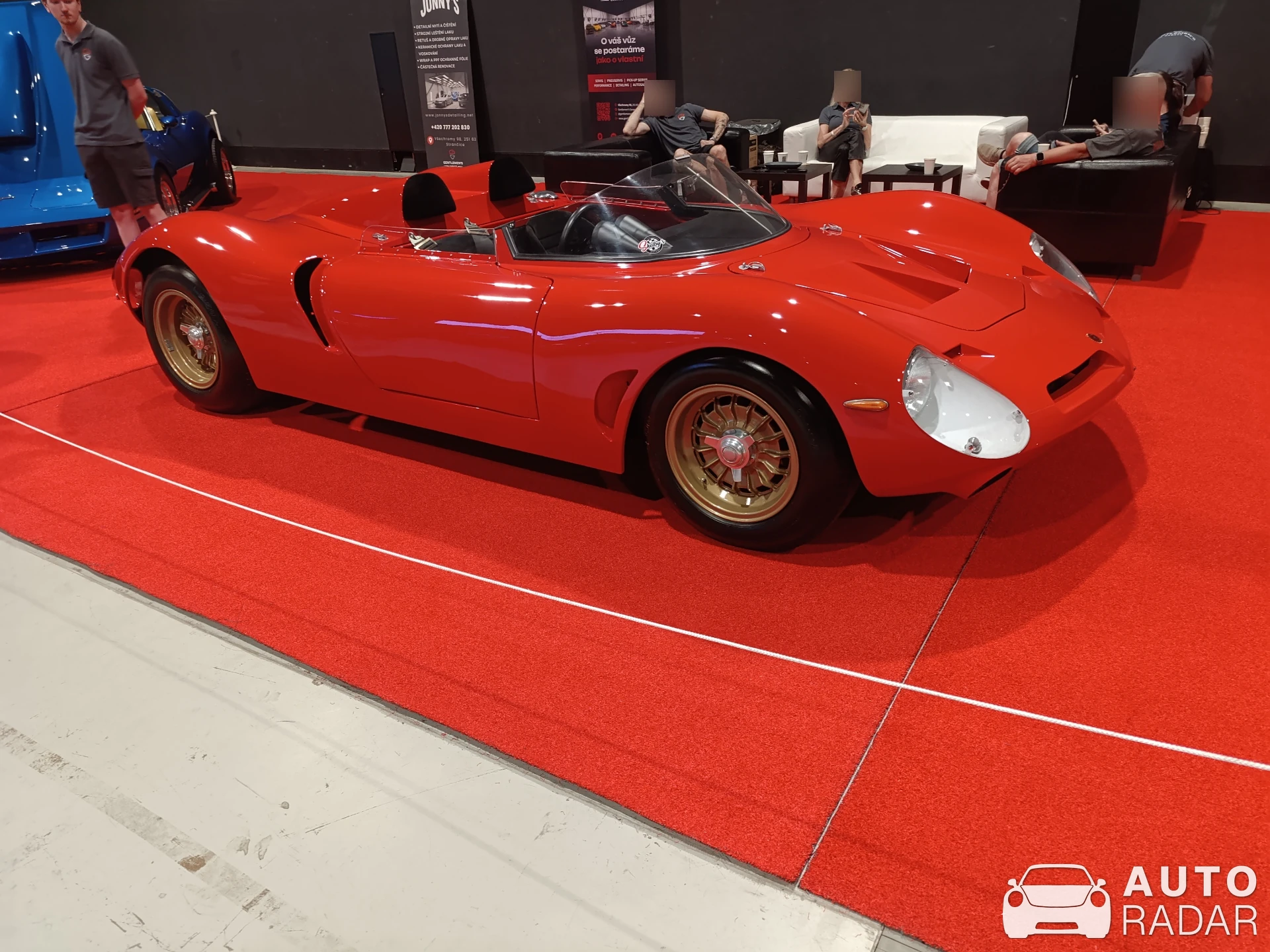 Ferrari 330 P4 Norwood spotted in Praha