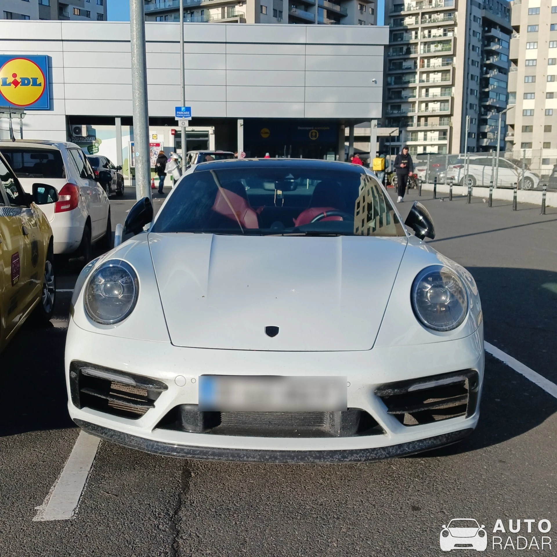 Porsche 992 Carrera GTS MkI spotted in București, Romania