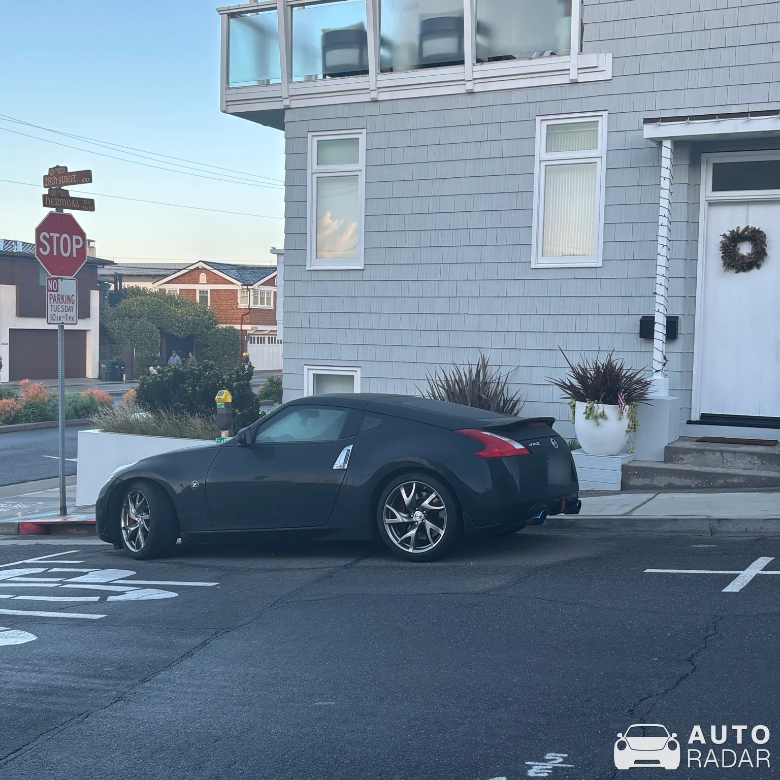 Nissan 370Z spotted in Hermosa Beach, United States
