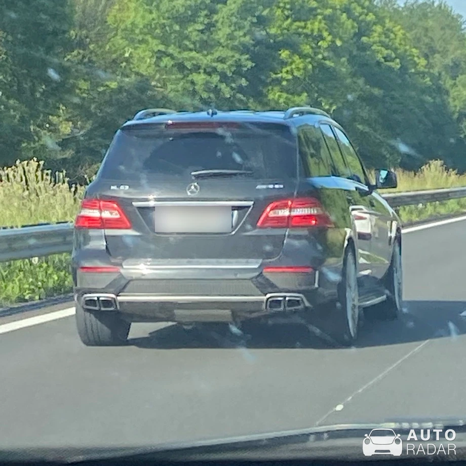 Mercedes-Benz ML 63 AMG W166 spotted in Soudan